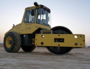 Валяци Еднобандажни валяци Bomag BW 218 D-40
