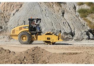 Валяци Еднобандажни валяци Caterpillar CP56B
