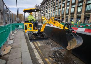 Електрически верижни багери JCB 19C-IE