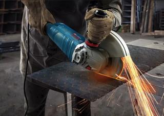 Електрически инструменти Шлайфмашини Ъглошлайфи Bosch GWS 24-230 P