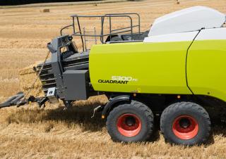 Големи квадратни преси + преси с висока плътност Claas Quadrant 5300 RF