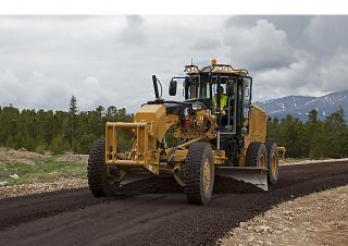 Грейдери Caterpillar 120M2 AWD