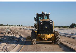 Грейдери Caterpillar 160M3