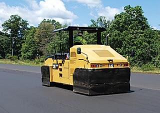 Валяци Гуменоколесни валяци Caterpillar CW34