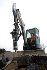 Приставки Хидравлични чукове Bobcat HB380