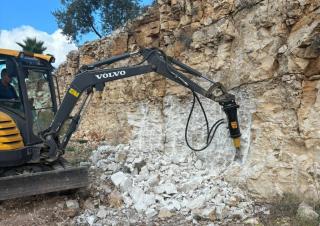 Приставки Хидравлични чукове OSA Demolition Equipment MB 15