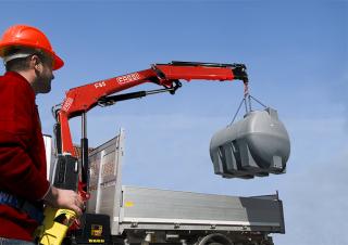 Хидравлични товарни кранове Fassi F 85 B 0.22 active