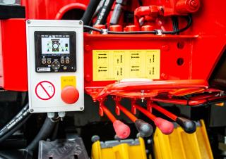 Хидравлични товарни кранове MKG HLK 761 SHP a6