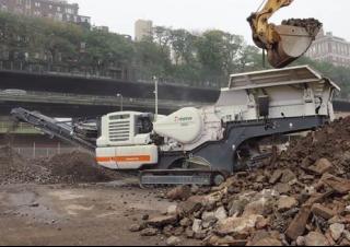 Инсталации (заводи) за рециклиране на чакъл Metso Lokotrack LT 106