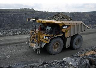 Камиони-самосвали Caterpillar 793F
