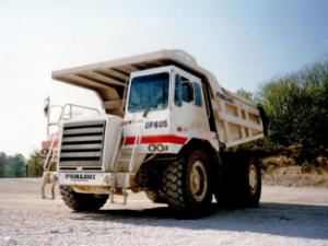 Камиони-самосвали Perlini DP 605