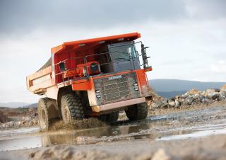 Камиони-самосвали Hitachi EH 1100-3
