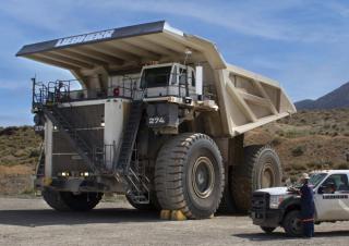 Камиони-самосвали Liebherr T 274