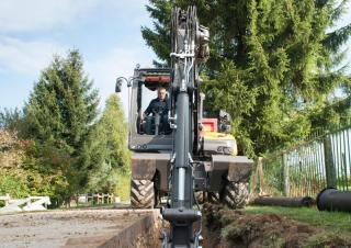 Колесни екскаватори Mecalac 12MTX