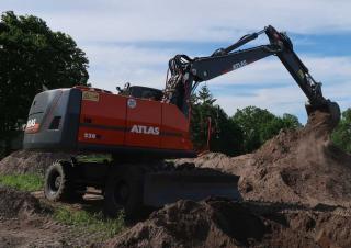 Колесни екскаватори Atlas 220 W