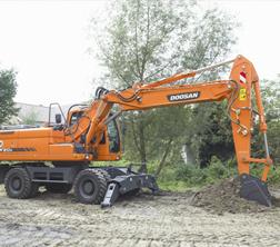 Колесни екскаватори Doosan DX210W