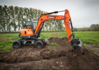 Колесни екскаватори Doosan DX57W-5
