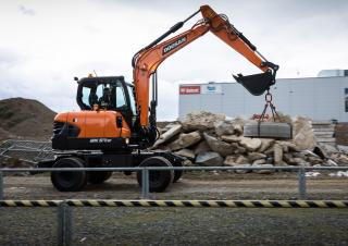 Колесни екскаватори Doosan DX57W-7
