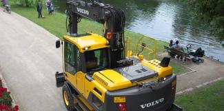 Колесни екскаватори Volvo EW160D