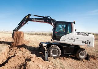 Колесни екскаватори Hidromek HMK 140 W