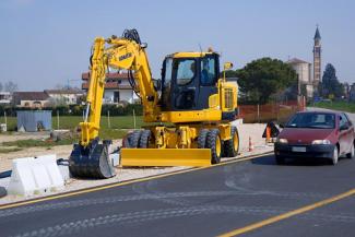 Колесни екскаватори Komatsu PW118MR-8
