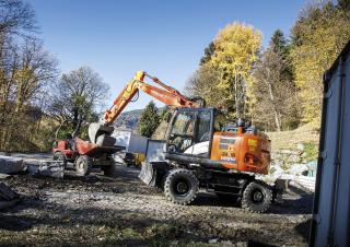 Колесни екскаватори Hitachi ZX145W-6