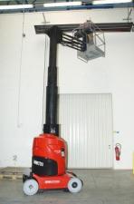 Телескопични подемници за стрели Подемници с единична вертикална мачта Manitou 100 VJR Evolution