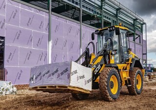 Колесни товарачи JCB 411 HT