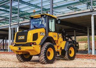 Колесни товарачи JCB 411 HT