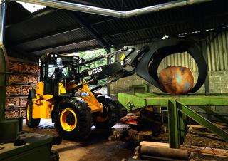Колесни товарачи JCB 417 HT