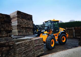 Колесни товарачи JCB 417 HT