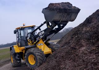Колесни товарачи JCB 435S