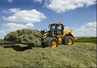 Колесни товарачи JCB 435S