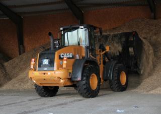 Колесни товарачи Case 721 E