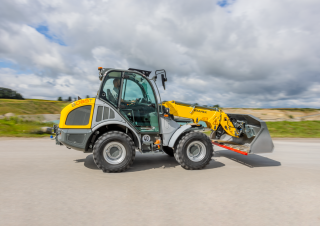 Колесни товарачи Kramer 8085T