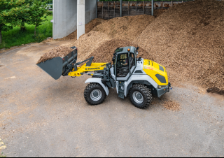 Колесни товарачи Kramer 8155