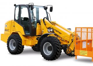 Колесни товарачи Schäffer 8620 T