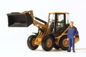 Колесни товарачи Caterpillar 906