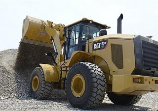 Колесни товарачи Caterpillar 918M
