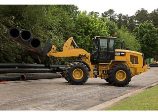 Колесни товарачи Caterpillar 930M