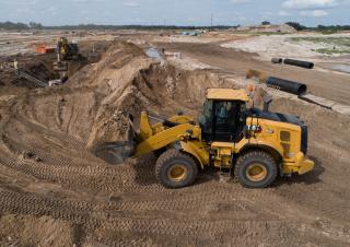 Колесни товарачи Caterpillar 950