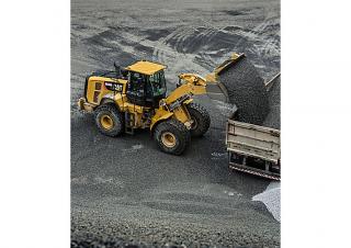 Колесни товарачи Caterpillar 966M