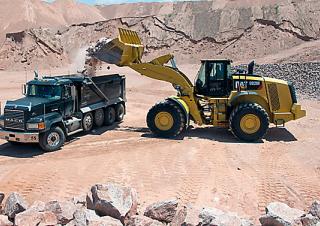 Колесни товарачи Caterpillar 982M