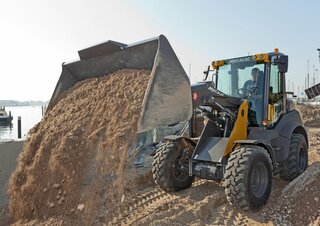 Колесни товарачи Mecalac AF1050