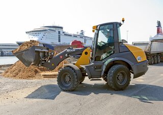 Колесни товарачи Mecalac AF1050