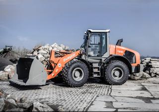 Колесни товарачи weycor AR 640