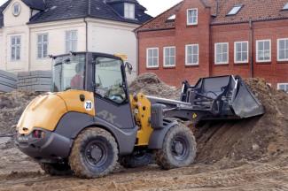 Колесни товарачи Ahlmann AX 700