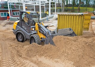 Колесни товарачи Mecalac AX1000