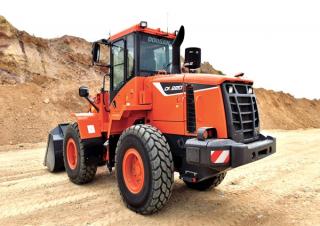 Колесни товарачи Doosan DL220-5