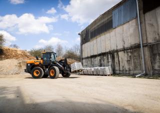Колесни товарачи Doosan DL250-7